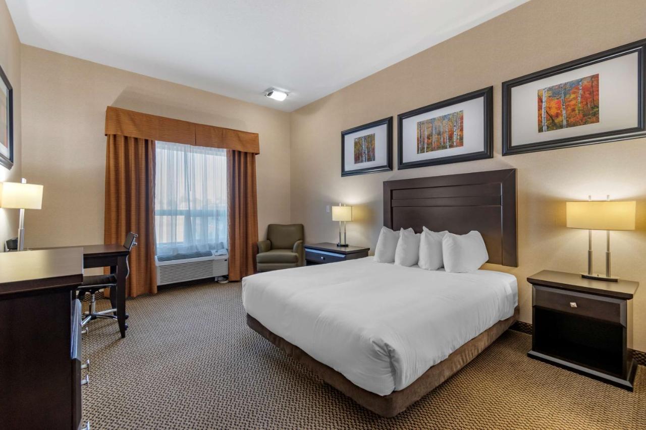 Best Western Bonnyville Inn & Suites Ngoại thất bức ảnh