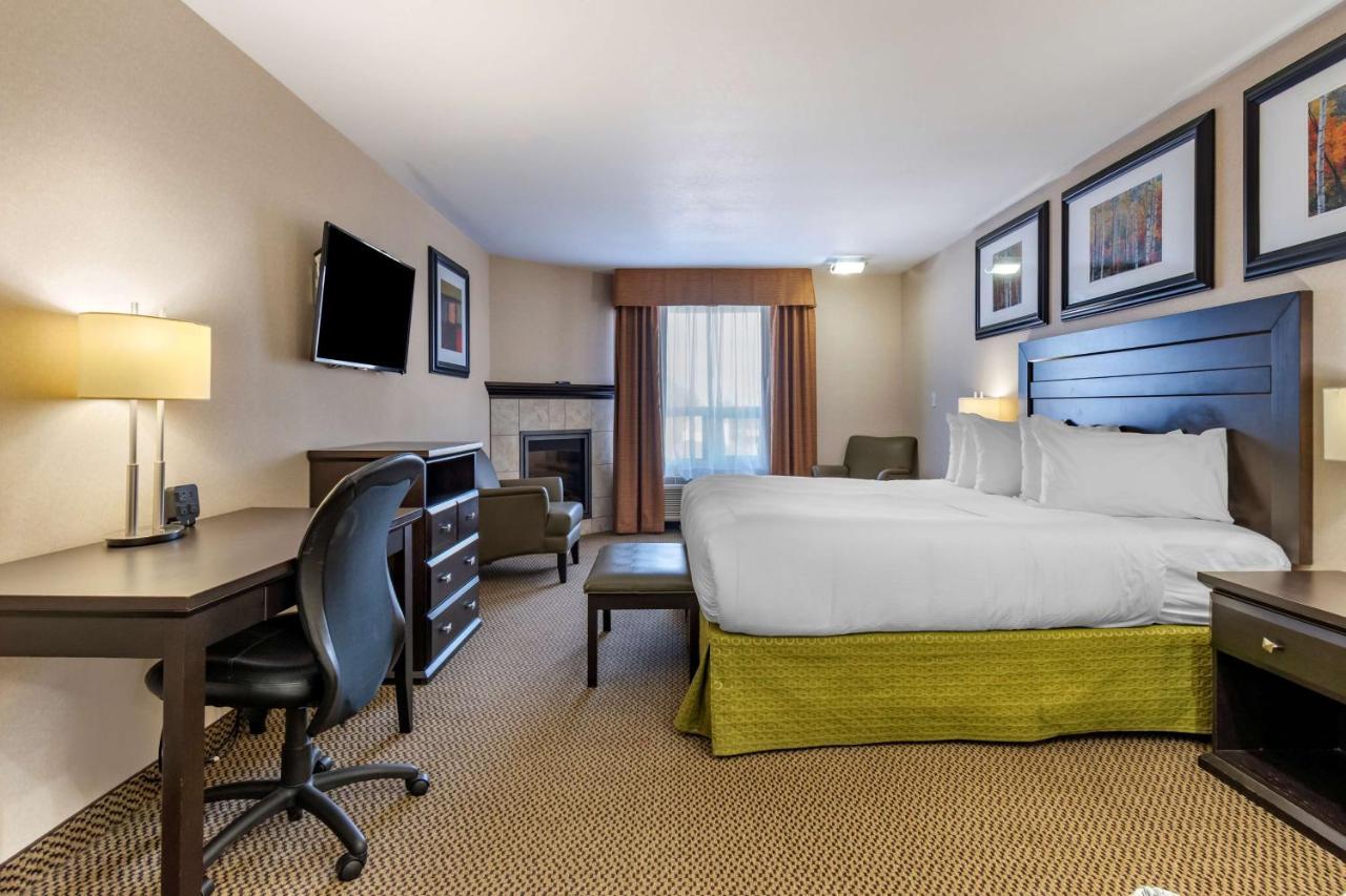 Best Western Bonnyville Inn & Suites Ngoại thất bức ảnh