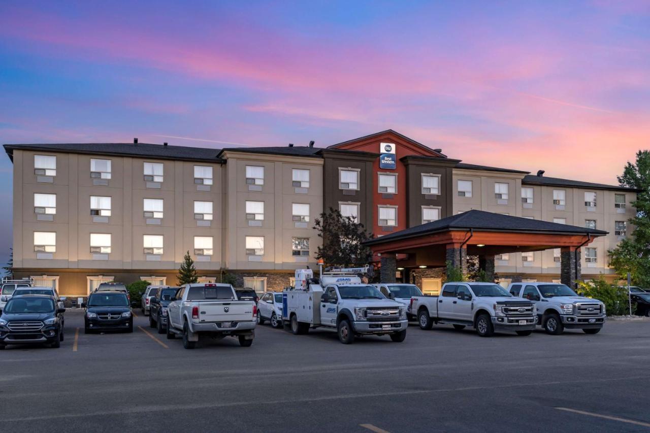 Best Western Bonnyville Inn & Suites Ngoại thất bức ảnh