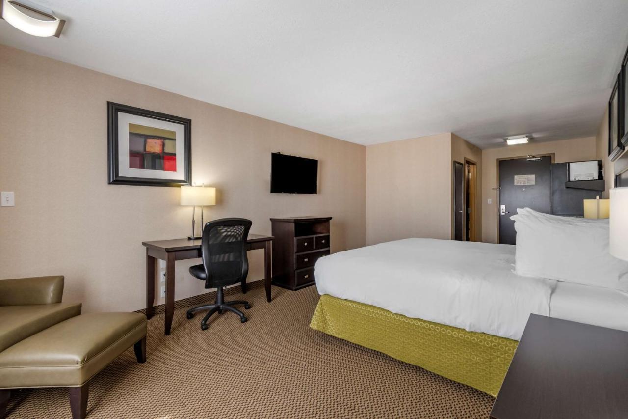 Best Western Bonnyville Inn & Suites Ngoại thất bức ảnh