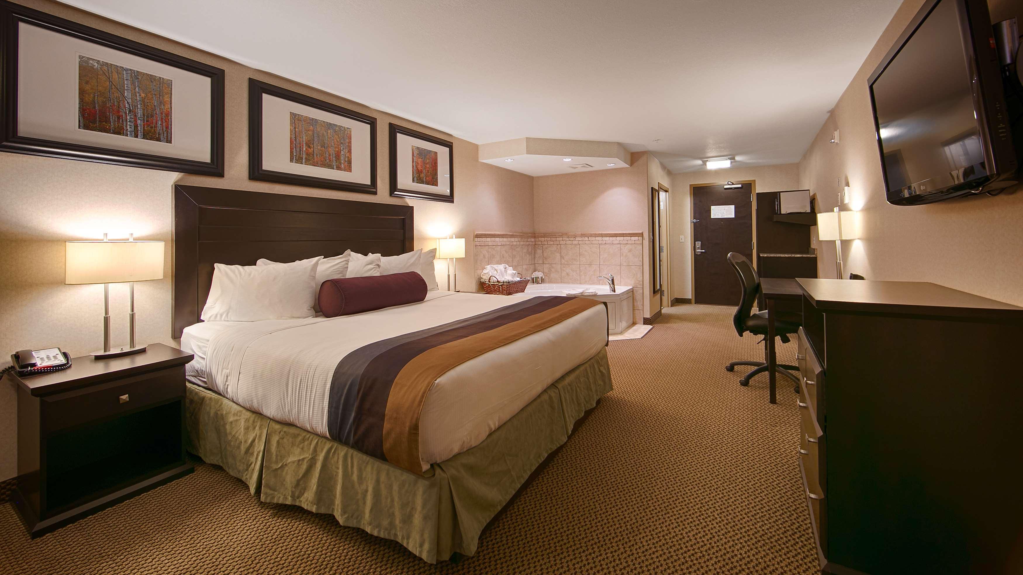 Best Western Bonnyville Inn & Suites Ngoại thất bức ảnh
