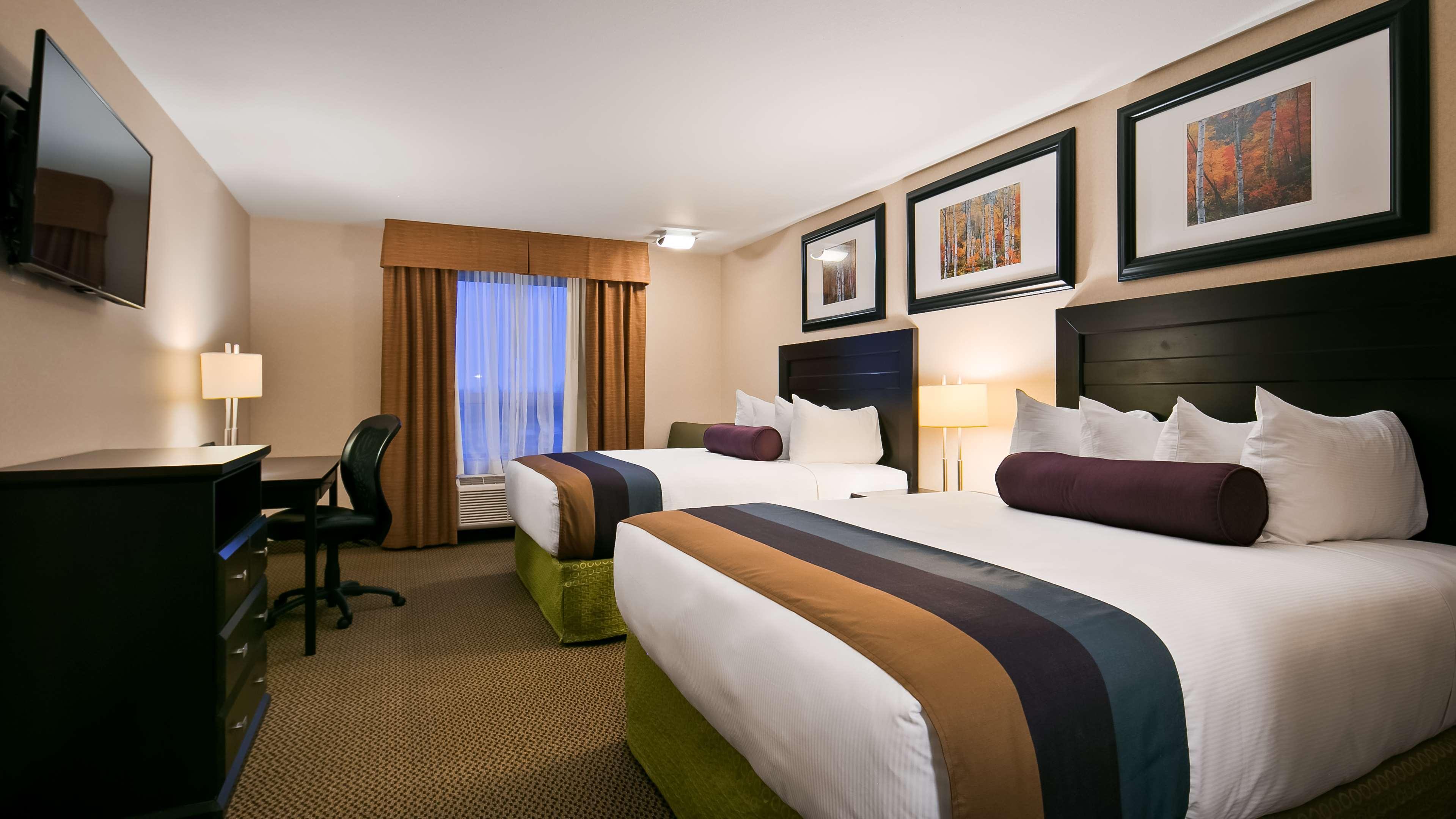 Best Western Bonnyville Inn & Suites Ngoại thất bức ảnh